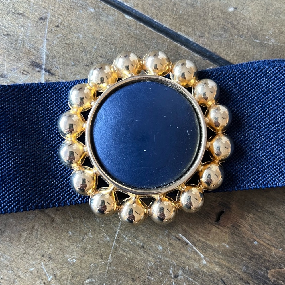 Vintage 1980s Dark Navy Blue Stretch Belt – Gold Buckle - Picture 3 of 7